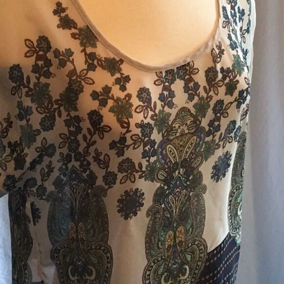 Sheer crop top with back zipper by XHILARATION med - Picture 4 of 8